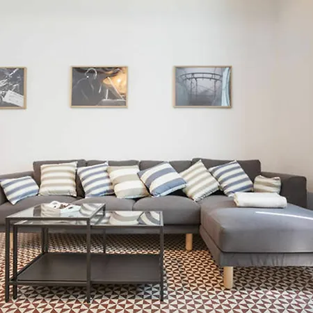 1840 By Suma Διαμέρισμα *